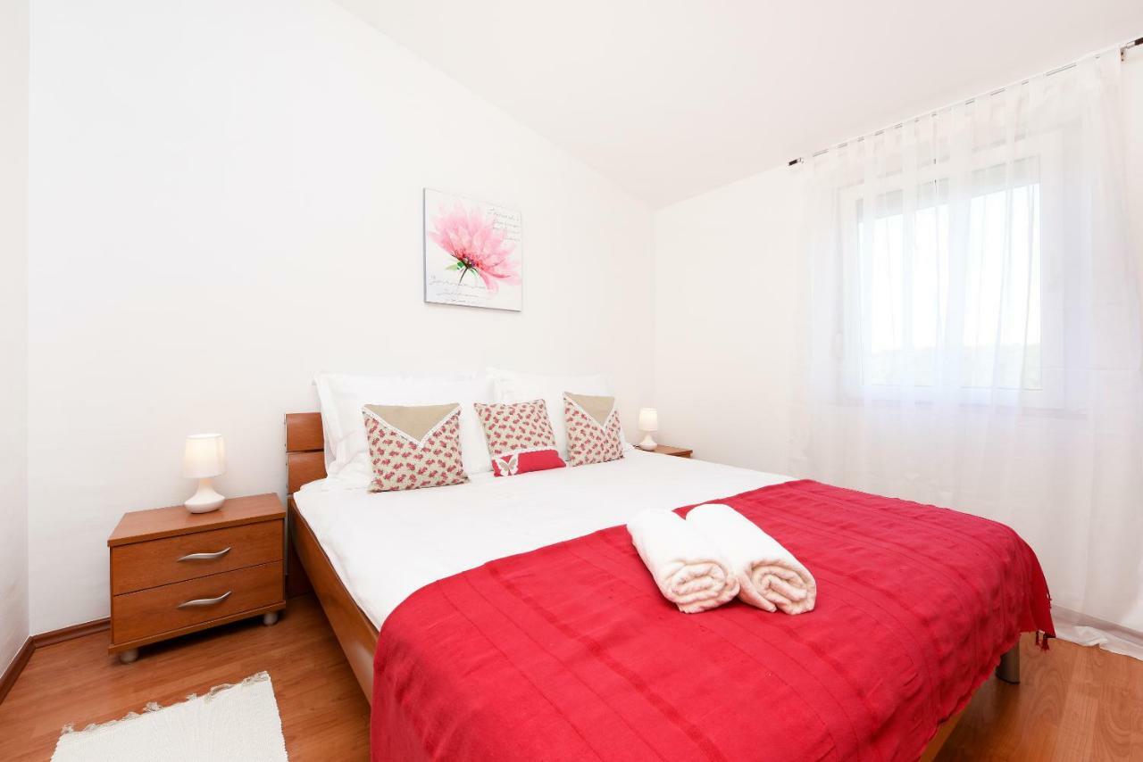 Apartment Lola Maria Zadar Bagian luar foto